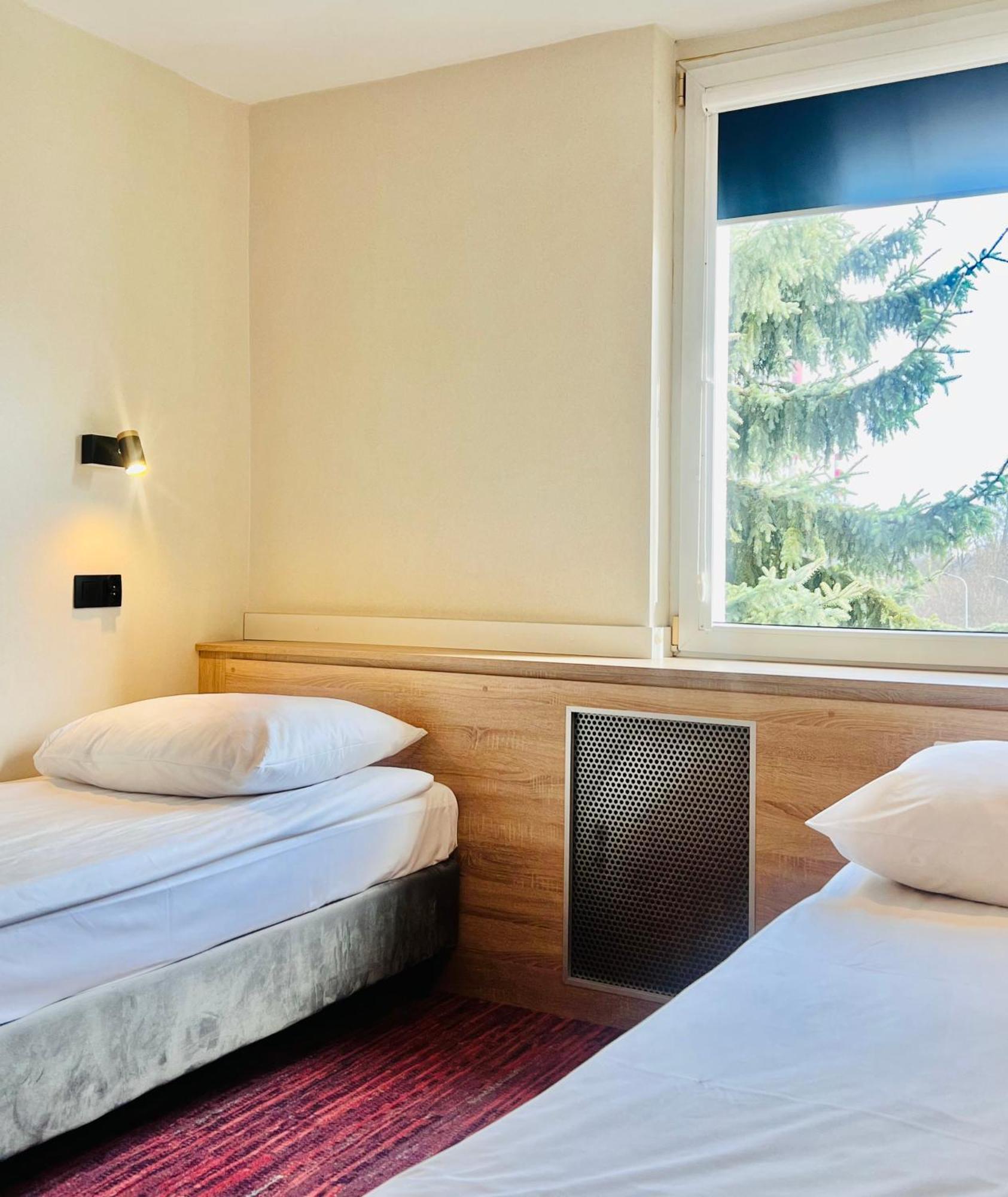 Hotel Rok Cracovia Exterior foto